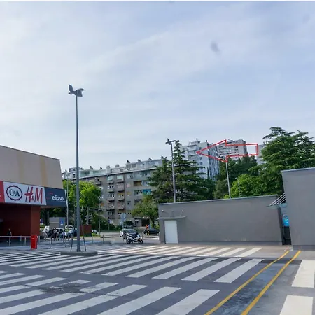 Apartman Ztc Rijeka Exterior photo